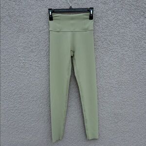aerie High-Waist Leggings in Sage Green